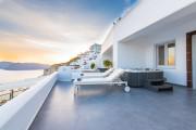 Santorini Secret Suites & Spa